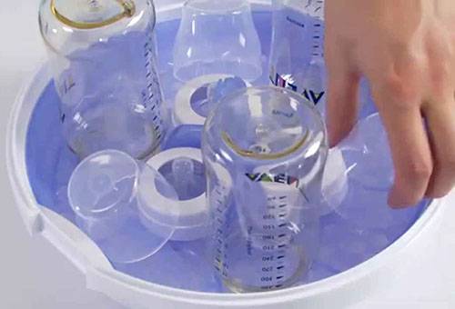 Sterilizator electric cu abur pentru biberoane