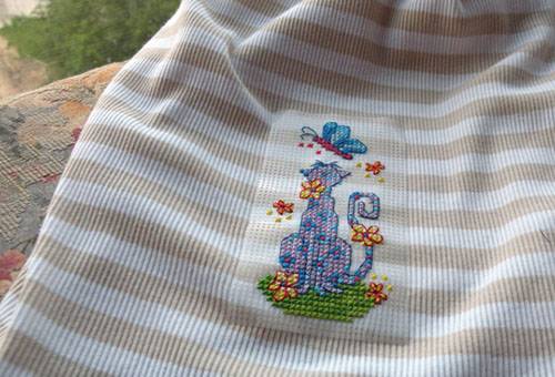 Broderie pe pânză de plasture
