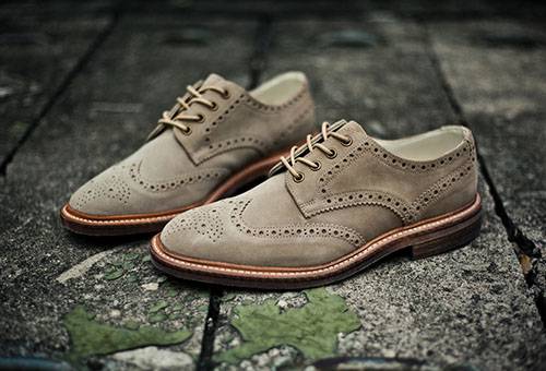 Pantofi de bărbați din piele de căprioară