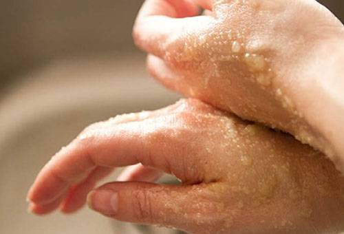 Scrub de mână