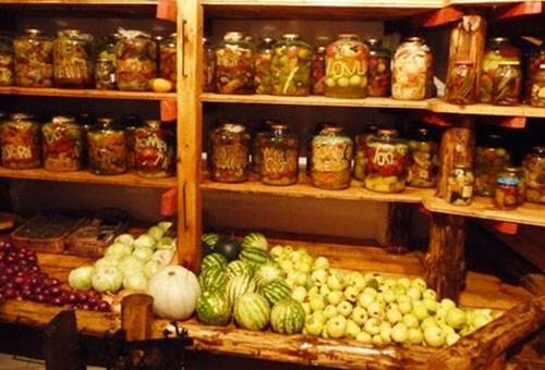 Depozitarea pepenilor verzi în subsol