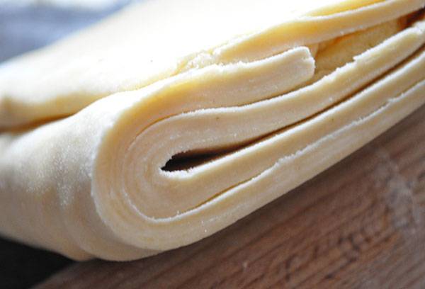 Aluat congelat