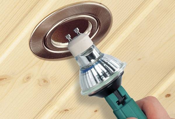 Lampa cu halogen