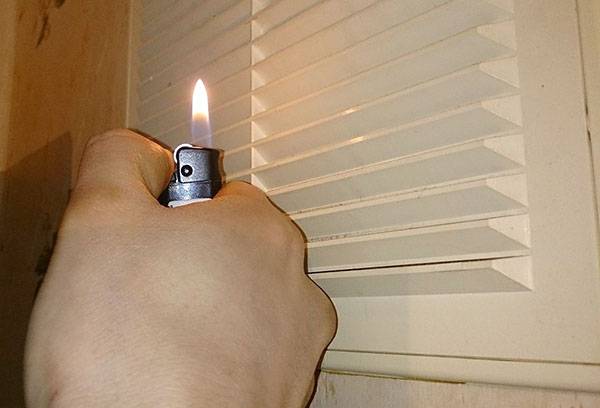 Conductă de ventilație înfundată