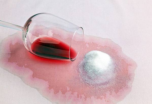 Pata de vin rosu