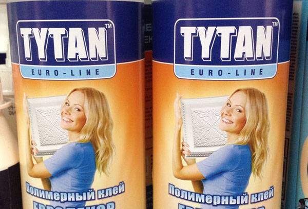 Adeziv polimeric Tytan