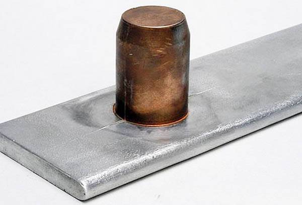 Piese metalice lipite