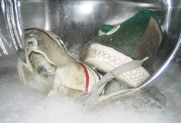 Sneaker de spălat în mașina de spălat
