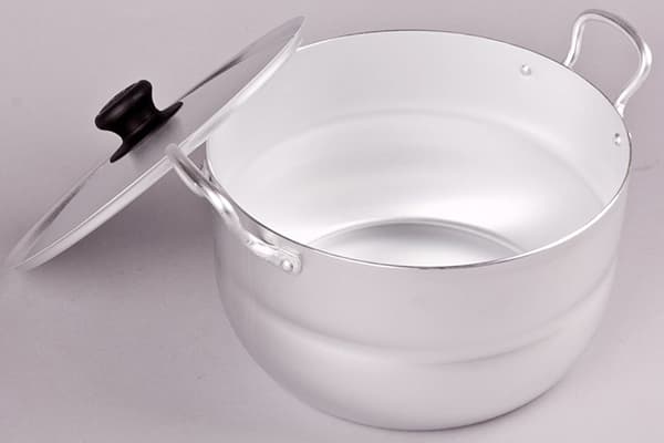 Tigaie din aluminiu nouă