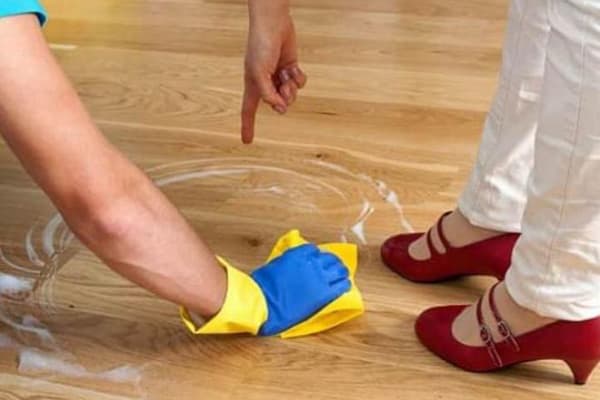 Spălarea linoleumului