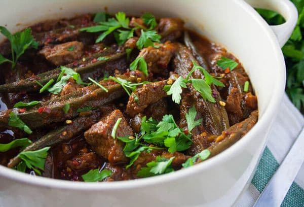 Okra cu carne