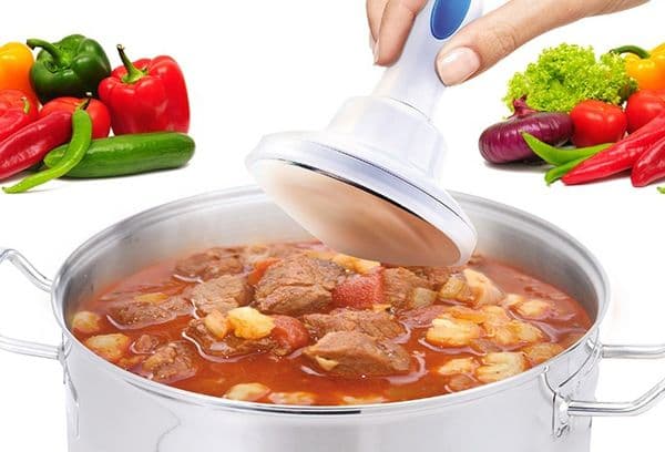 eliminarea grăsimilor cu un gadget de bucătărie