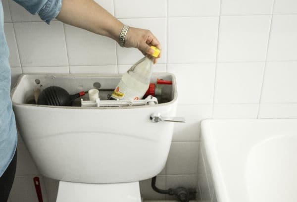 Consum redus de apă din sticlă