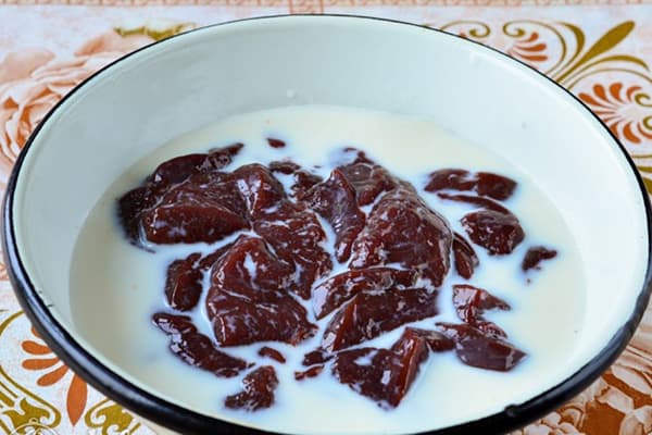 Ficat de porc în lapte