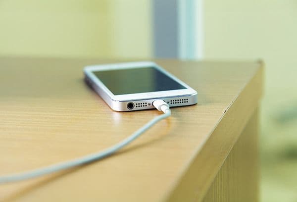 Telefonul se încarcă