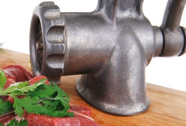 Masina de tocat carne