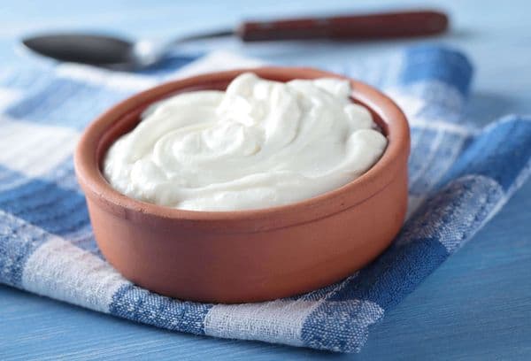 Crema acru pentru coacere
