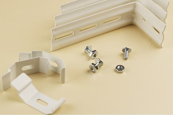 Kit pentru fixarea jaluzelelor