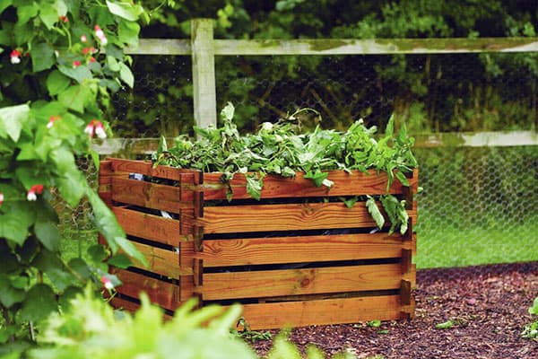 Compostator pe parcela