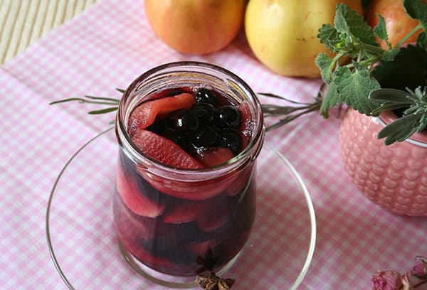 Mere fierte și aronia