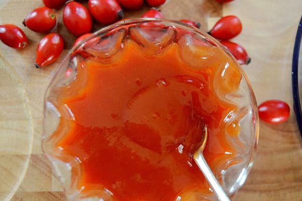 Dulceata de trandafiri